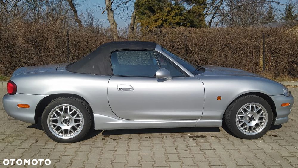 Mazda MX-5 1.6i 16V - 6