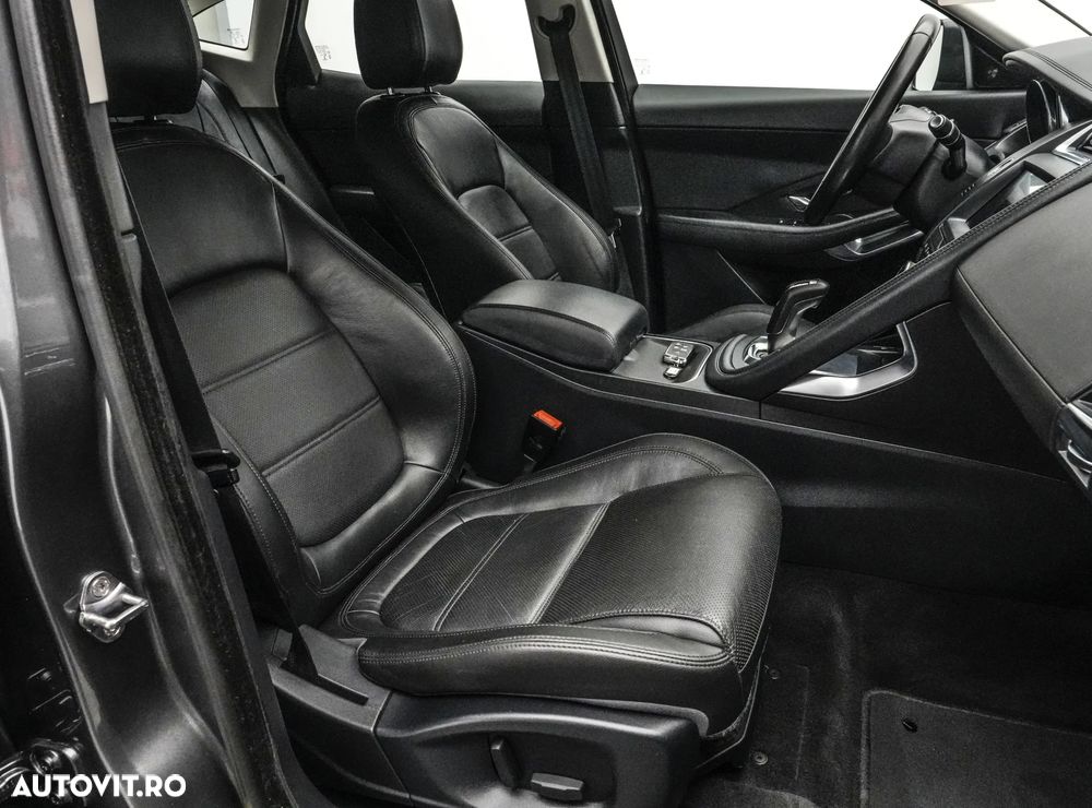 Jaguar E-Pace D150 AWD Aut. S - 14