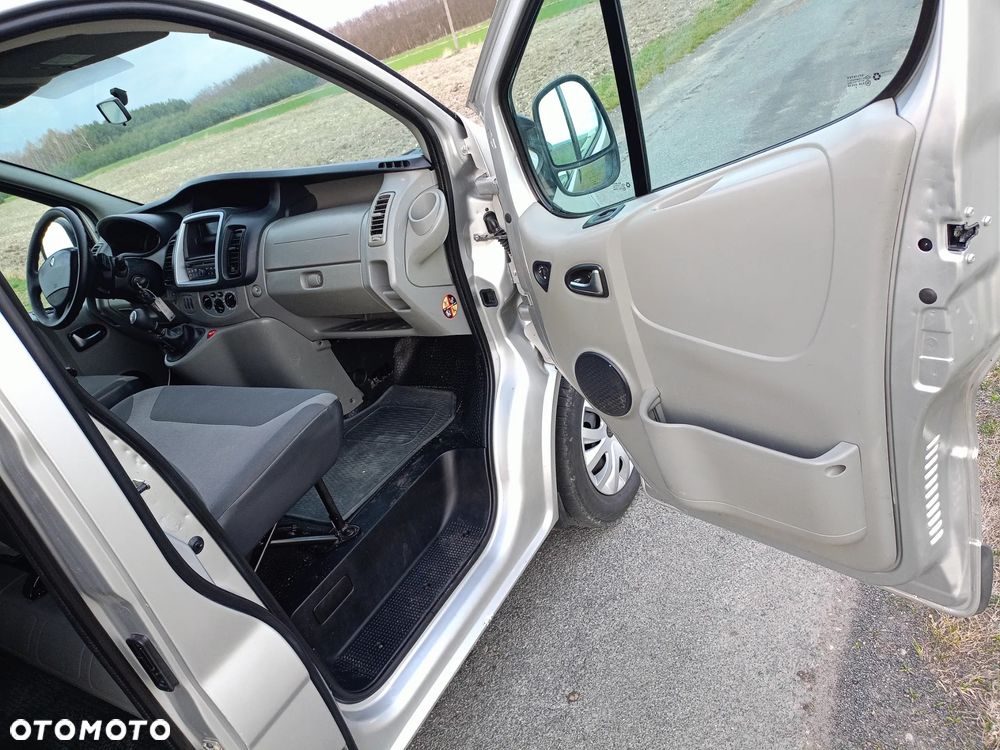 Renault Trafic Passenger Expression - 38