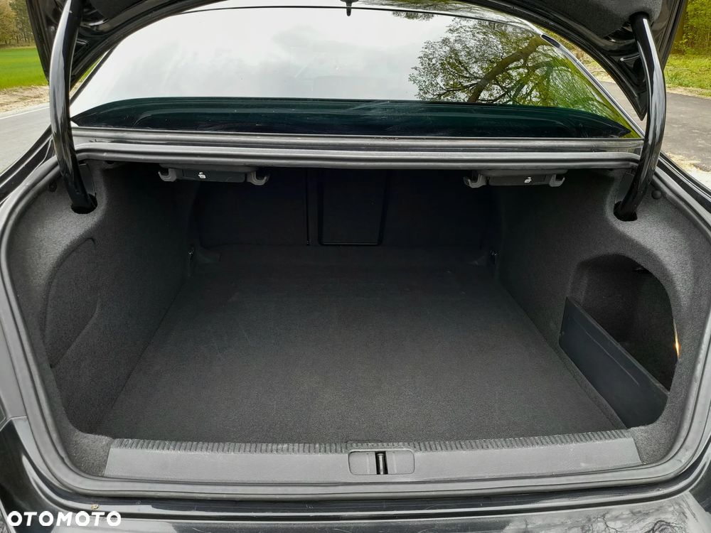 Volkswagen CC - 11
