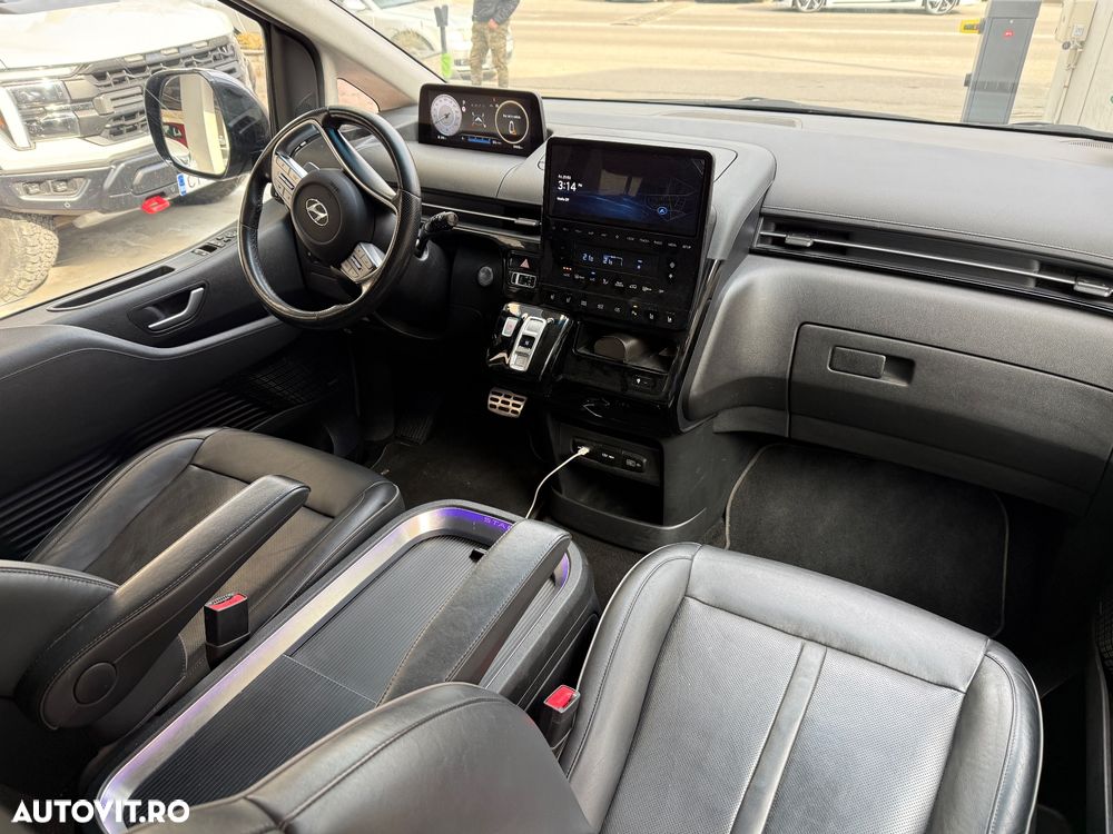 Hyundai Staria 2.2 CRDi Allrad Signature - 14