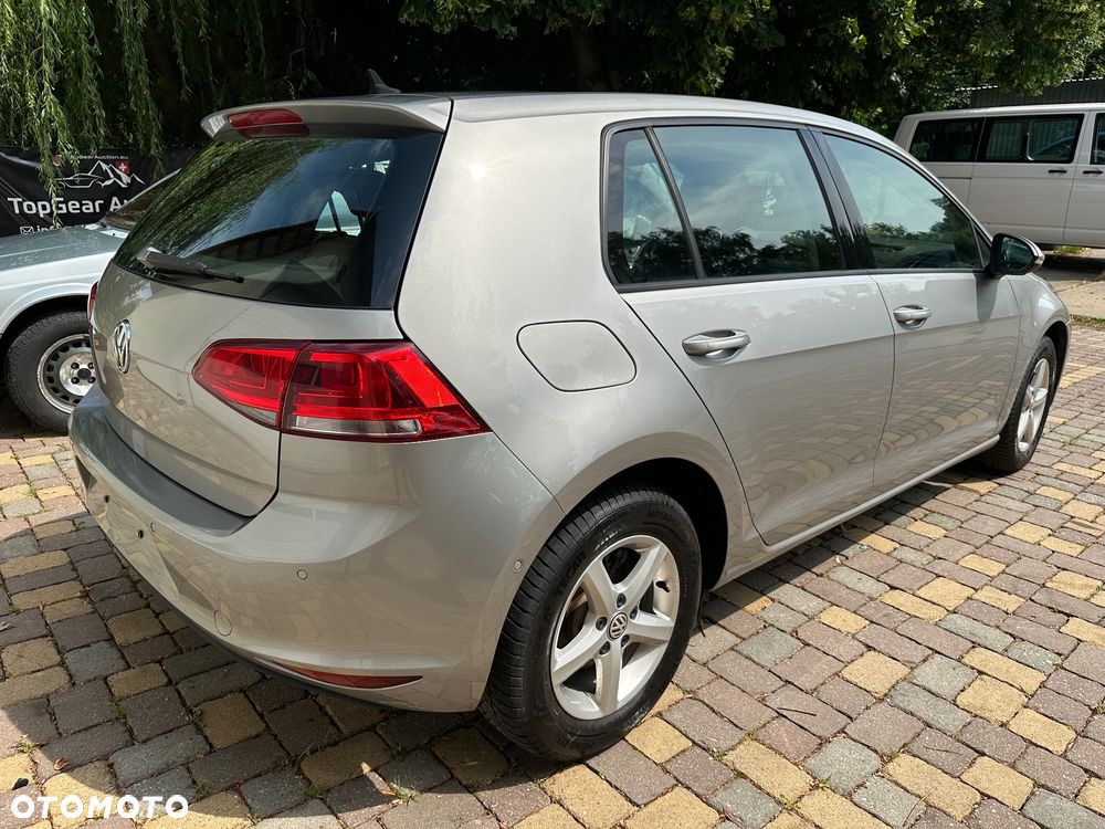 Volkswagen Golf VII 1.2 TSI BMT Comfortline - 8