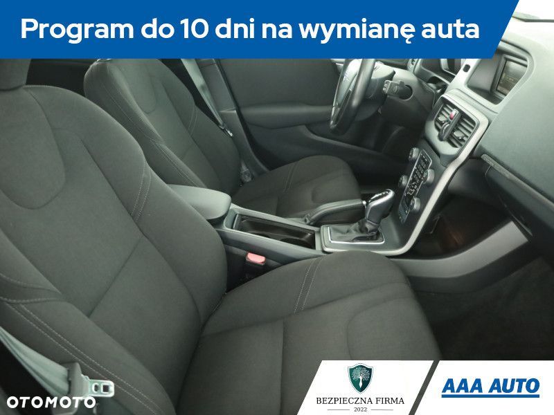 Volvo V40 - 9