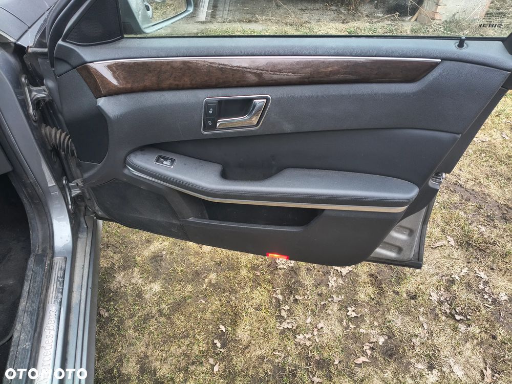 Mercedes-Benz Klasa E - 10