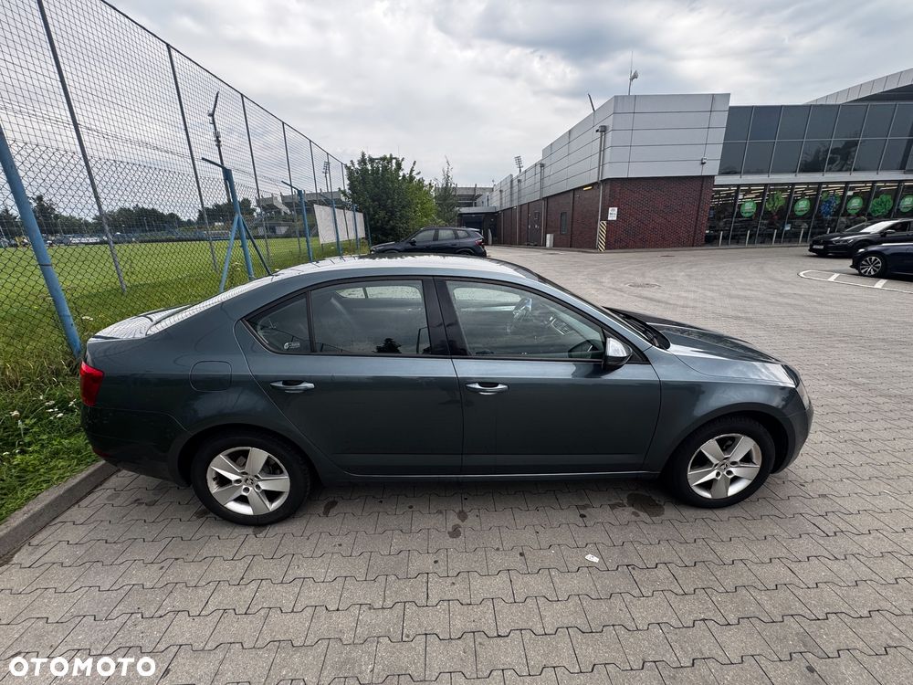 Skoda Octavia 1.4 TSI Ambition - 8