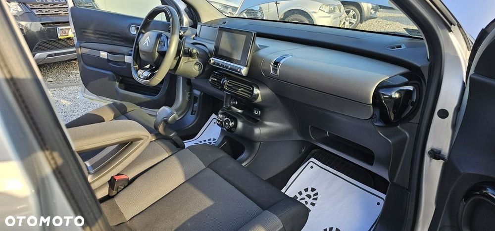 Citroën C4 Cactus - 23