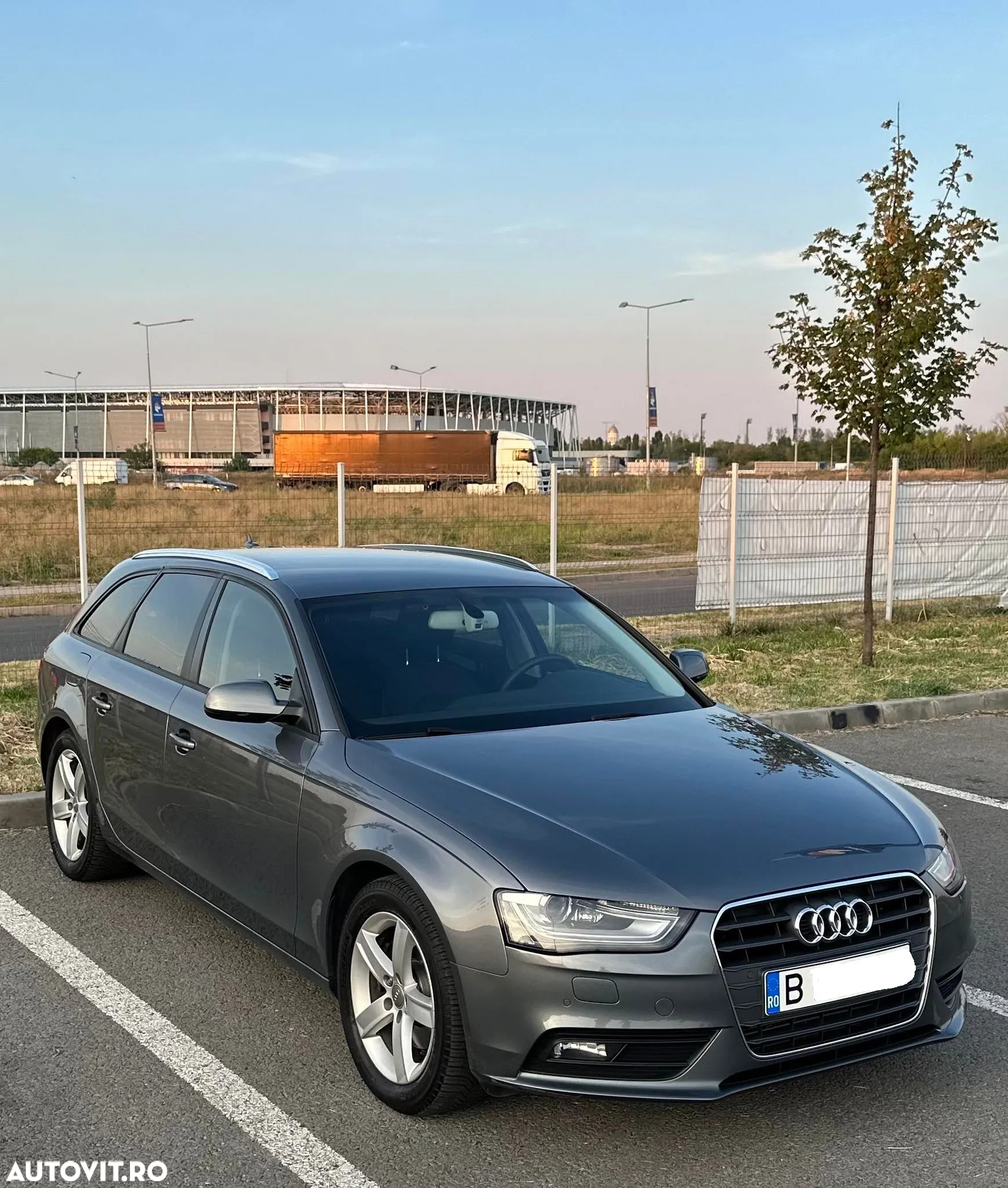Audi A4 Avant 2.0 TDI Multitronic - 4