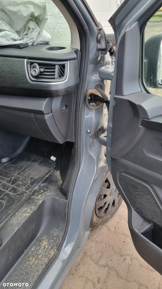 Nissan Primastar - 30