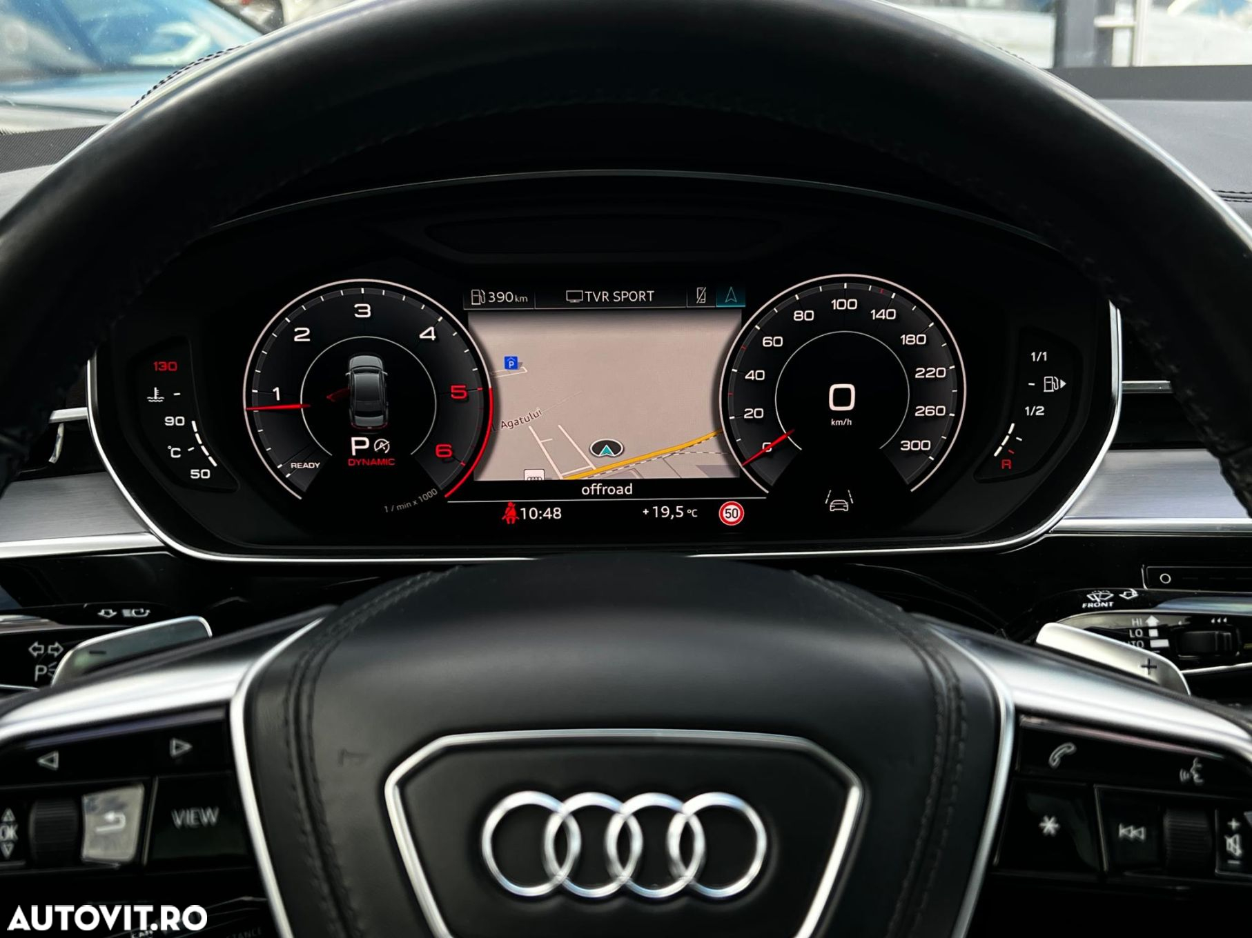 Audi A8 - 35