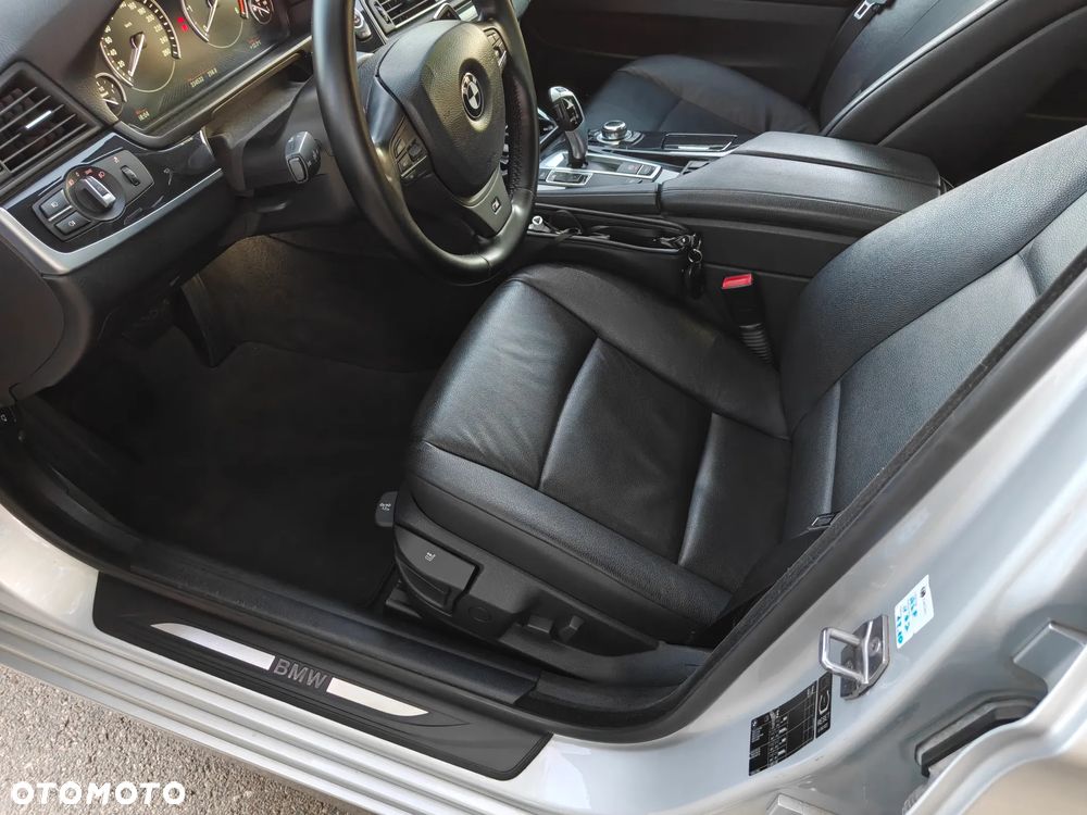 BMW Seria 5 - 12