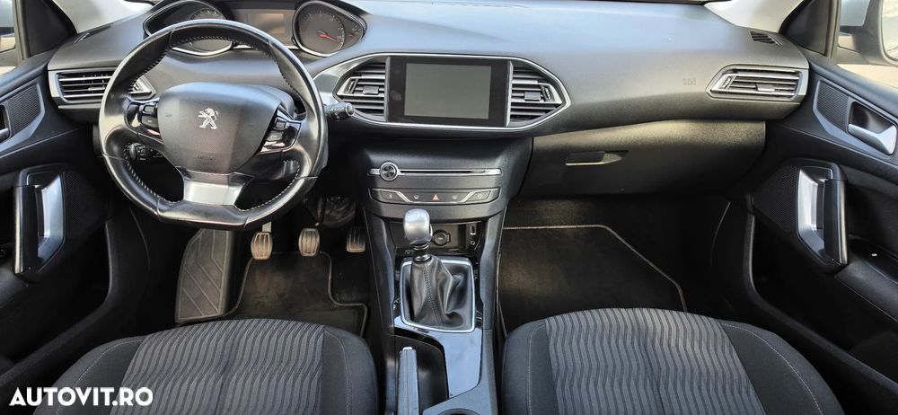 Peugeot 308 BlueHDi 120 Stop & Start Business-Line - 17