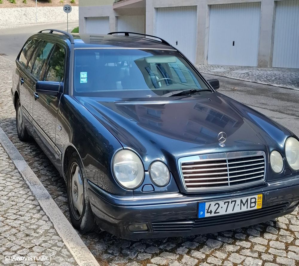 Mercedes-Benz E 220 - 3