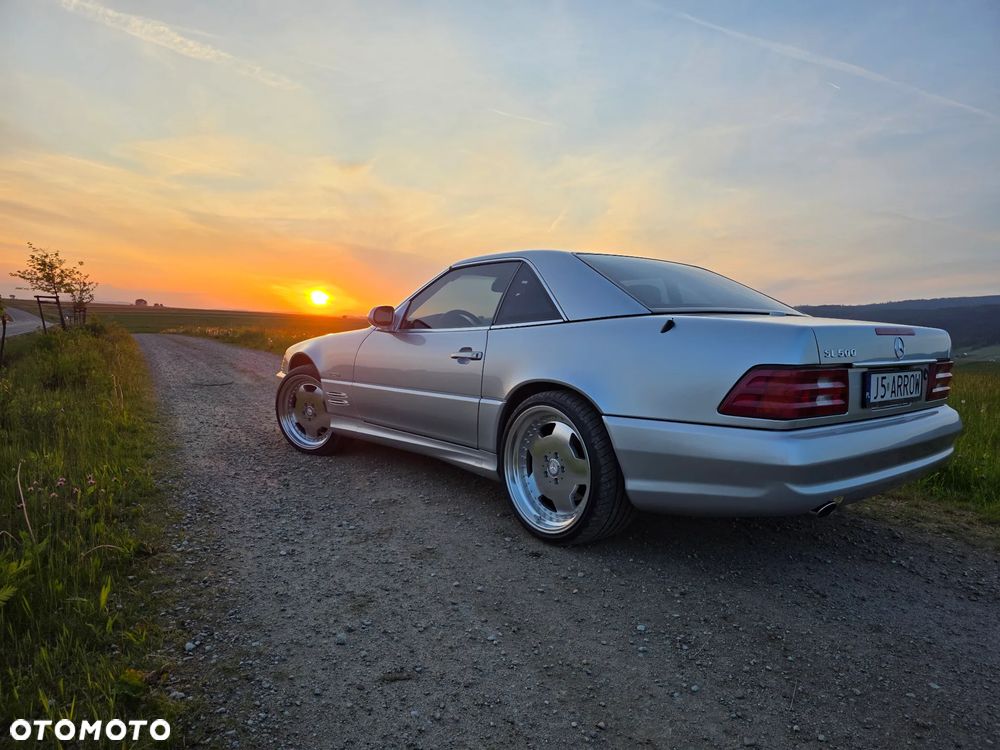 Mercedes-Benz SL - 1