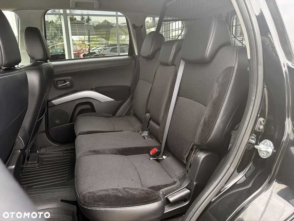 Mitsubishi Outlander 2.0 DID Intense - 21