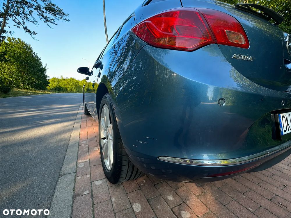 Opel Astra 1.7 CDTI Cosmo - 9