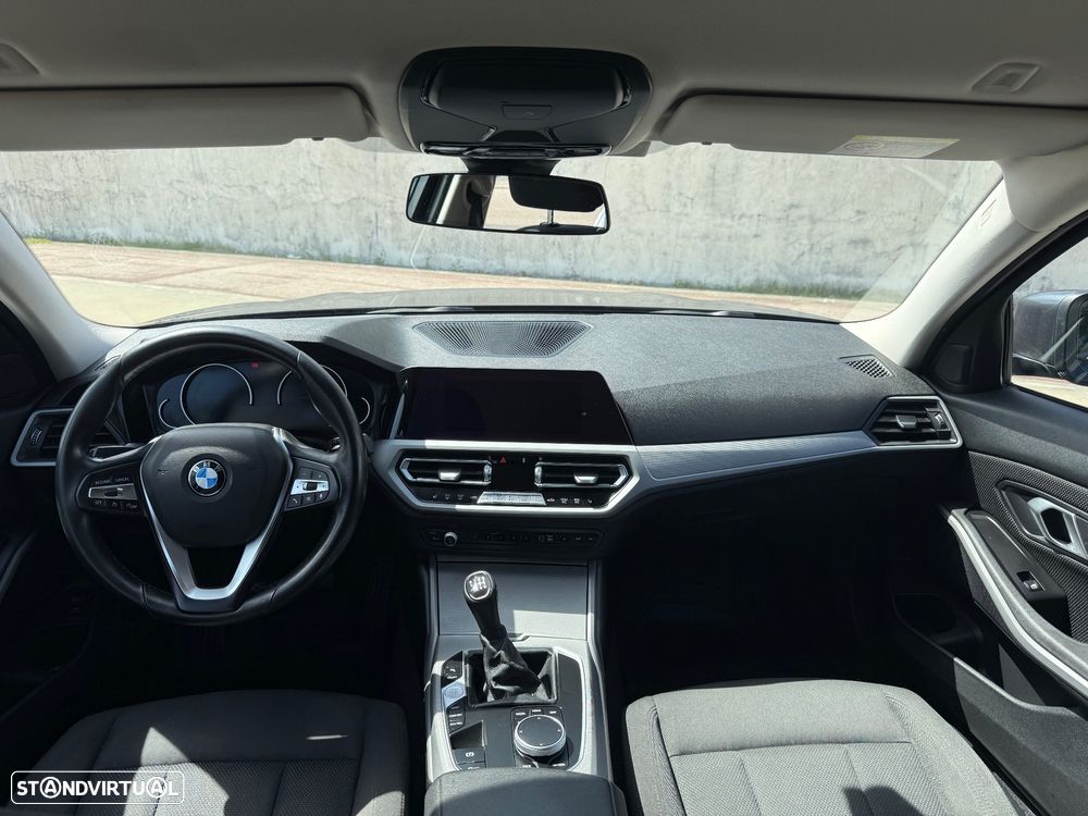 BMW 318 d Luxury Line - 10