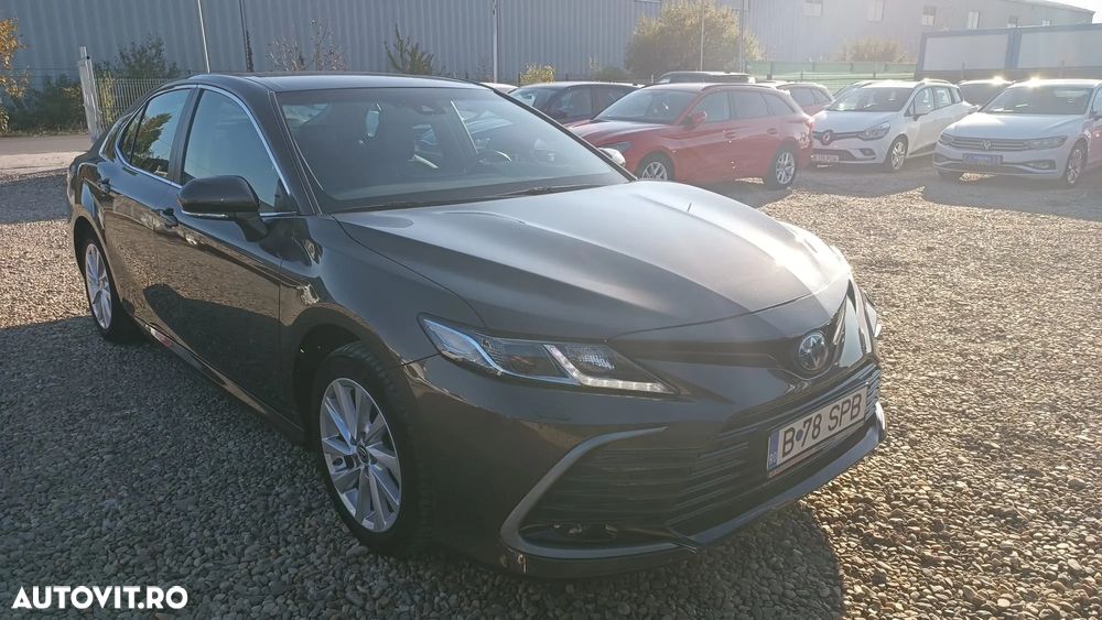 Toyota Camry 2.5 Hybrid Business - 2