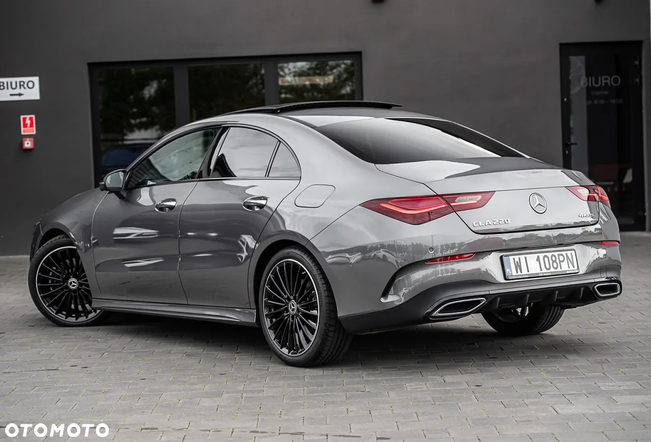 Mercedes-Benz CLA 220 4-Matic AMG Line 7G-DCT - 9