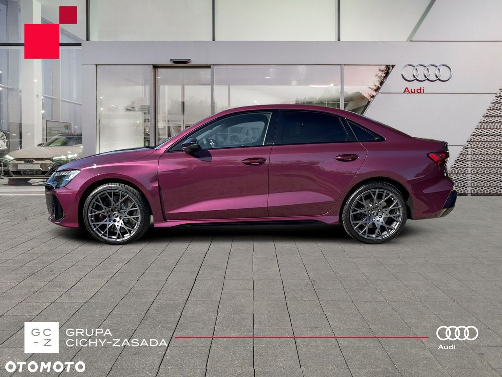 Audi RS3 Limousine - 3