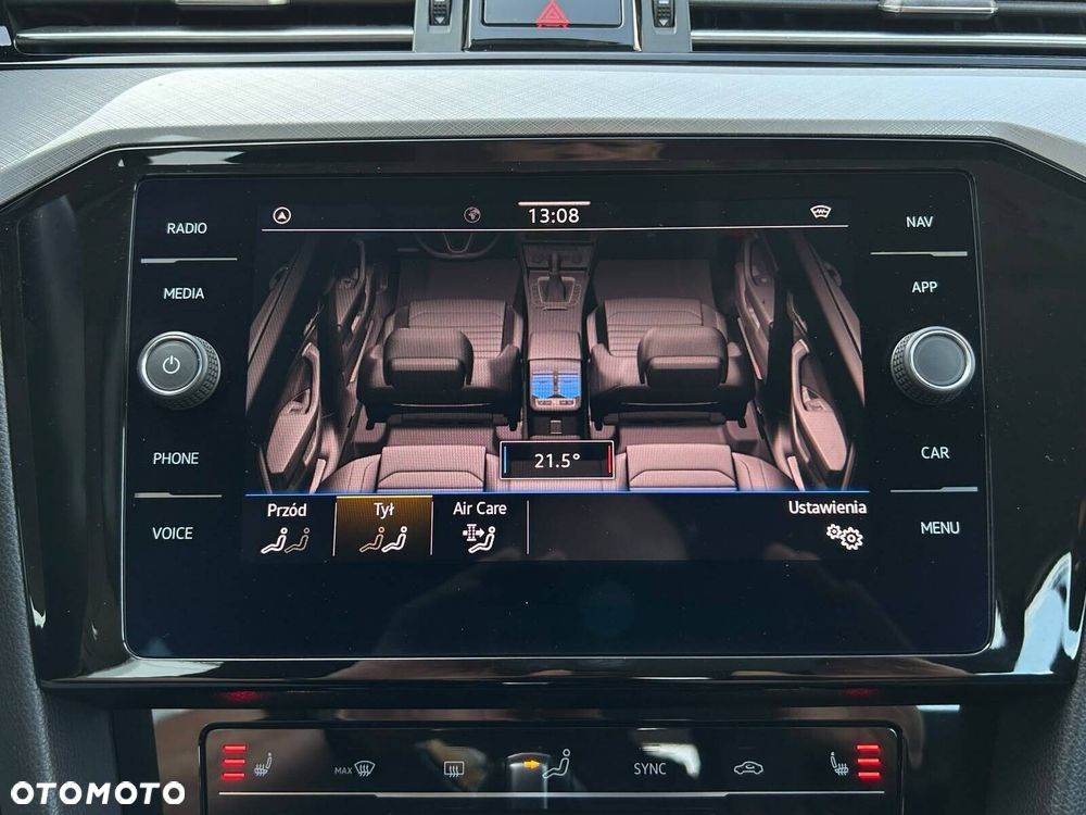 Volkswagen Passat Variant 2.0 TSI Business DSG - 34