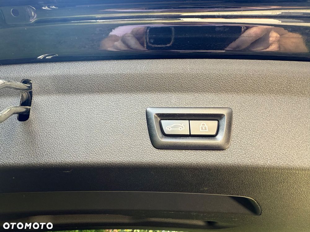 BMW Seria 1 ver-118d-m-sport - 19