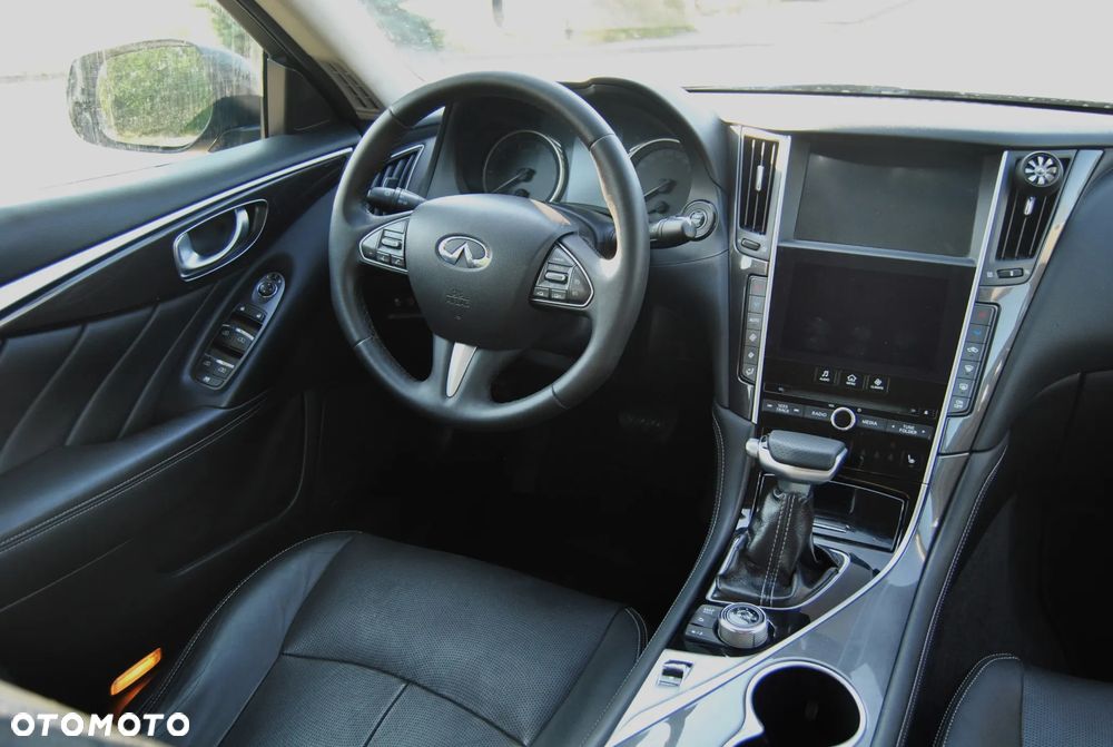 Infiniti Q50 2.2d Sport Executive - 11