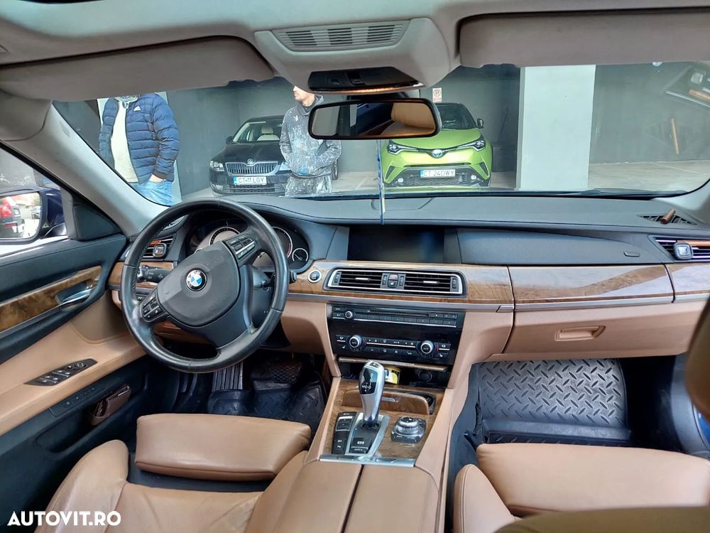 BMW Seria 7 740d xDrive Aut. - 1