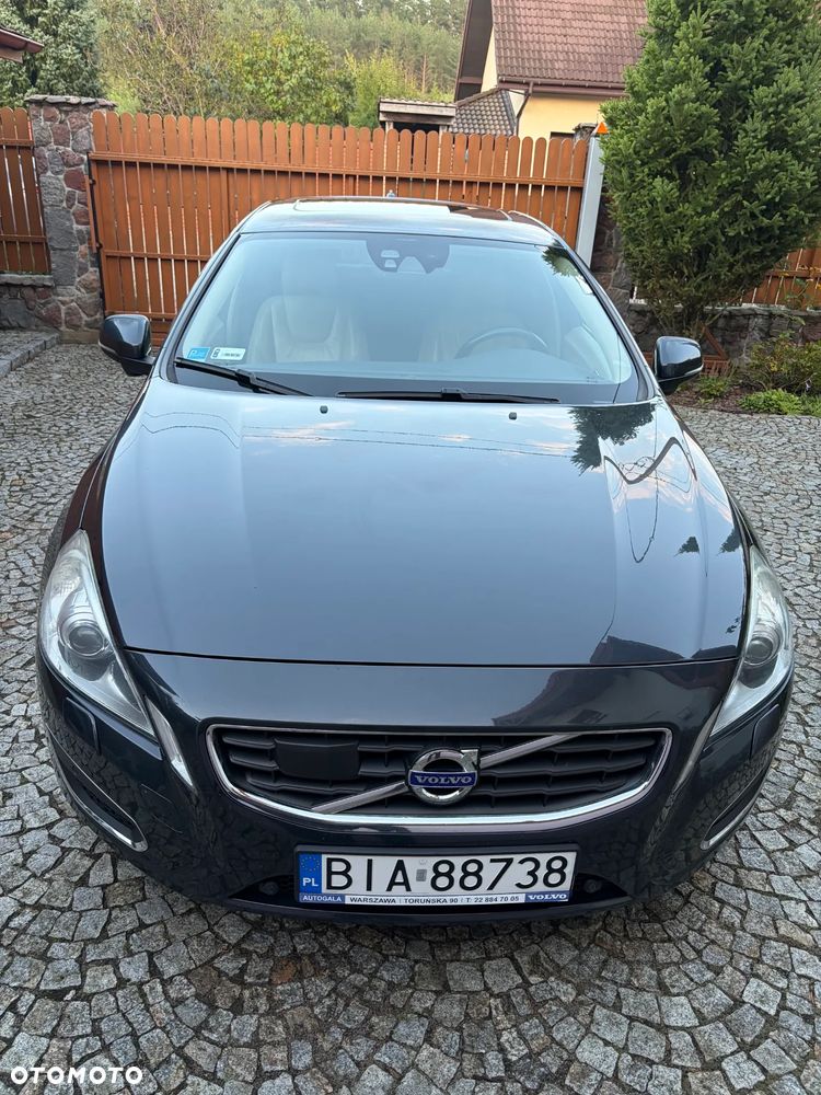Volvo V60 T5 Summum - 2