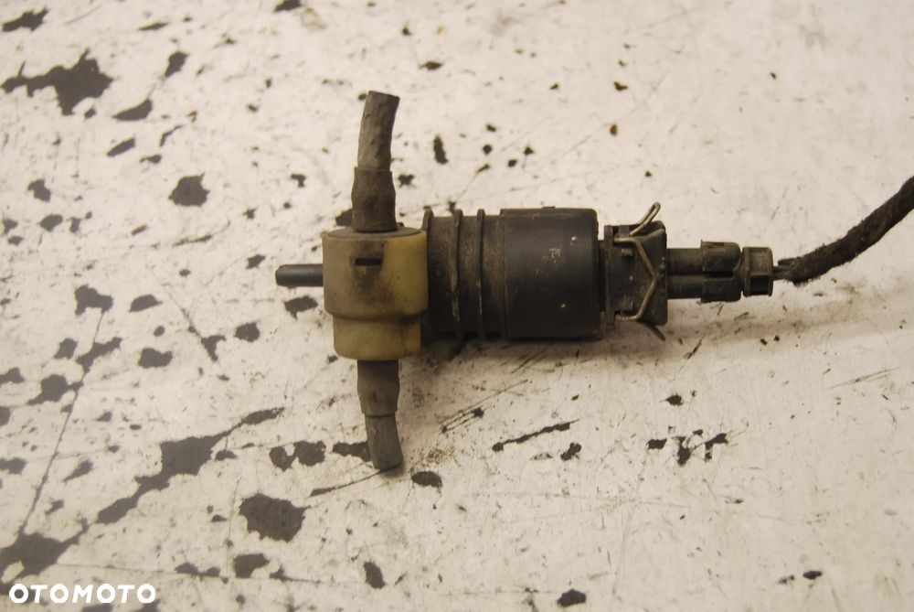 POMPKA SPRYSKIWACZA OPEL ZAFIRA A LIFT ASTRA II - 2