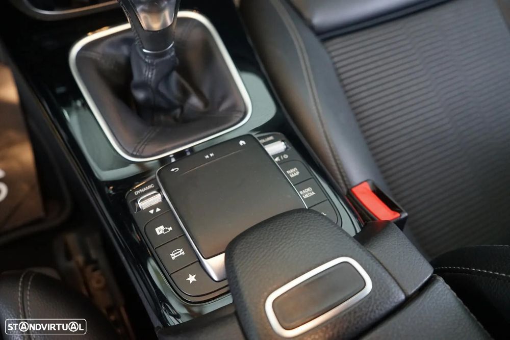 Mercedes-Benz A 180 d Style - 28
