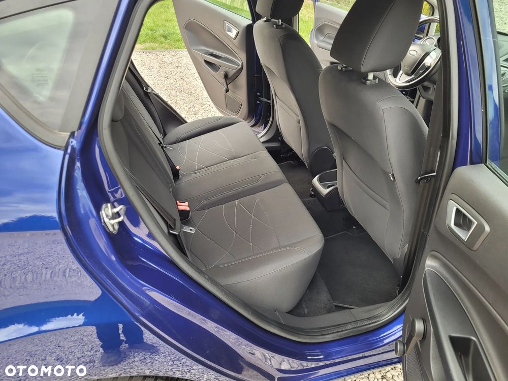 Ford Fiesta 1.25 Celebration - 28