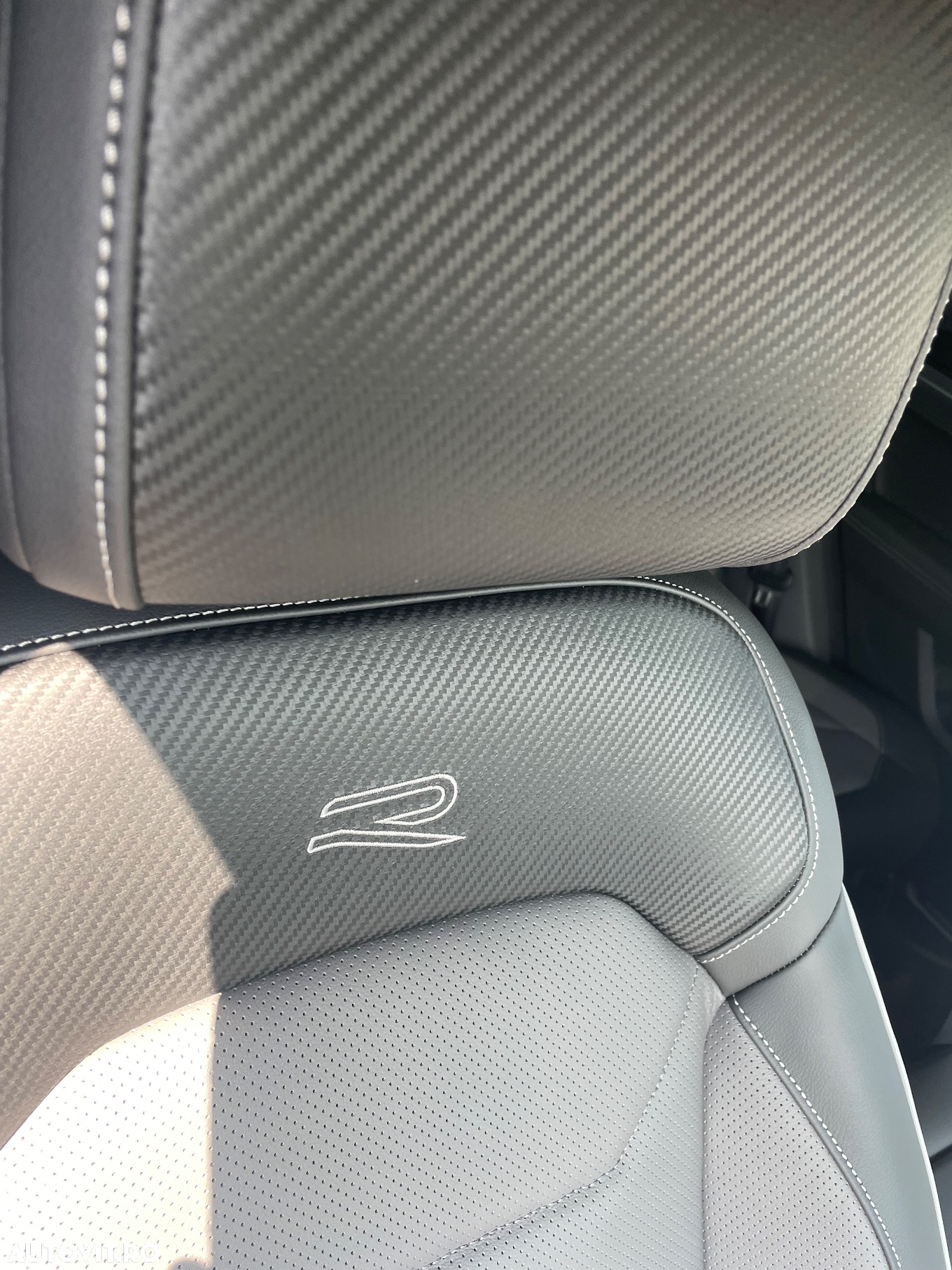 Volkswagen Touareg V6 TDI R-Style - 10