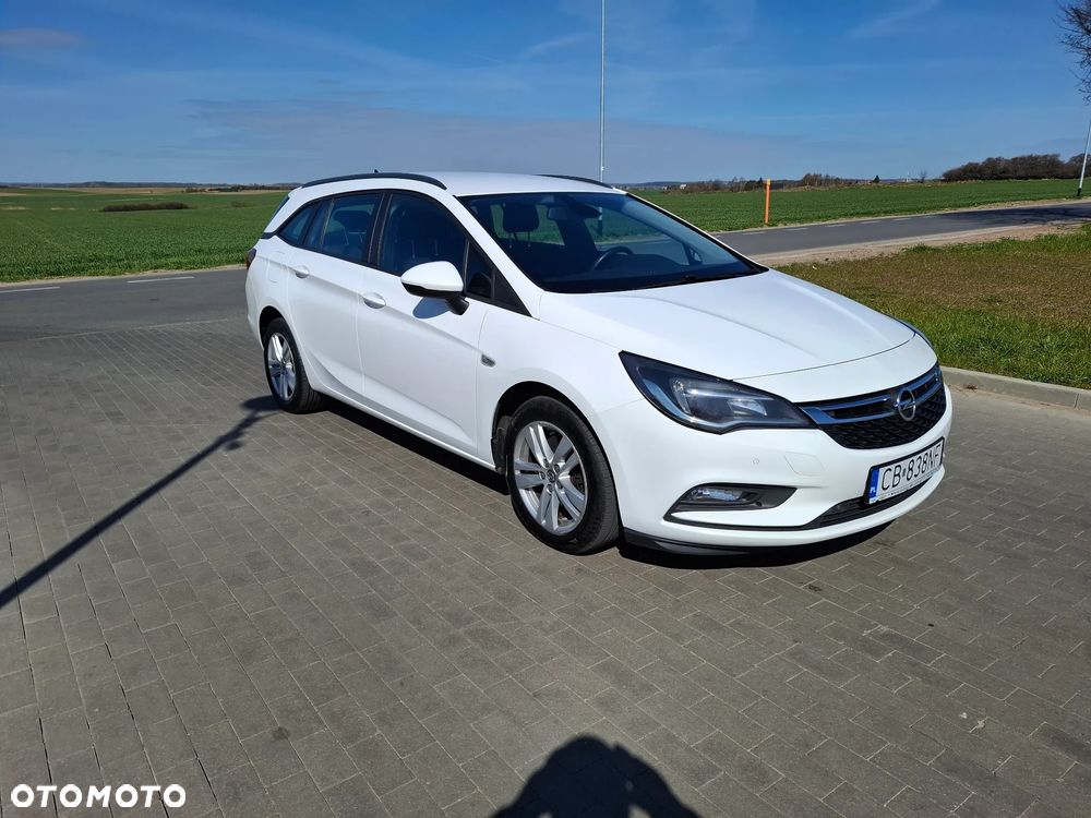 Opel Astra 1.6 CDTI Dynamic - 1