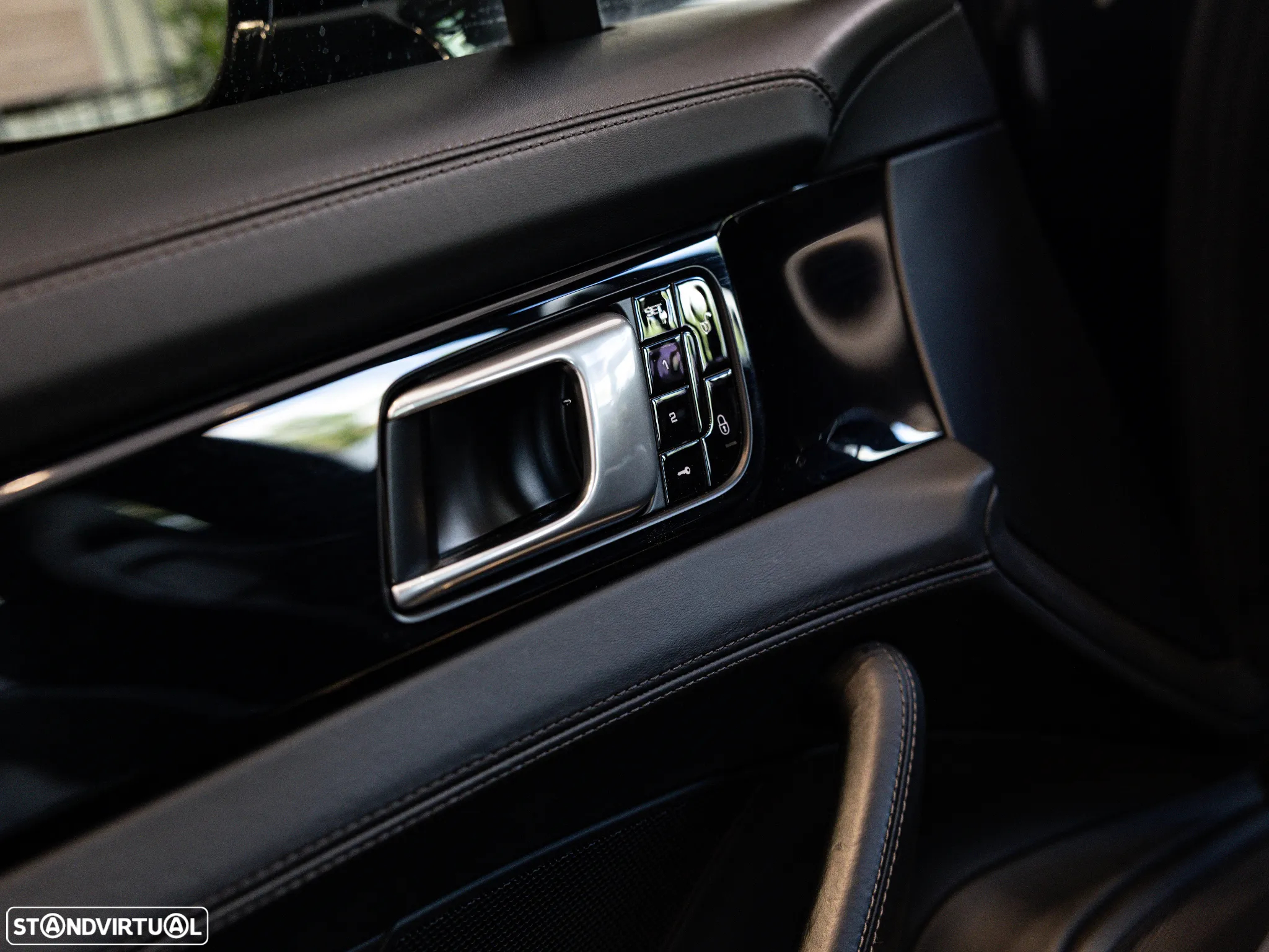Porsche Panamera Sport Turismo 4 E-Hybrid - 20
