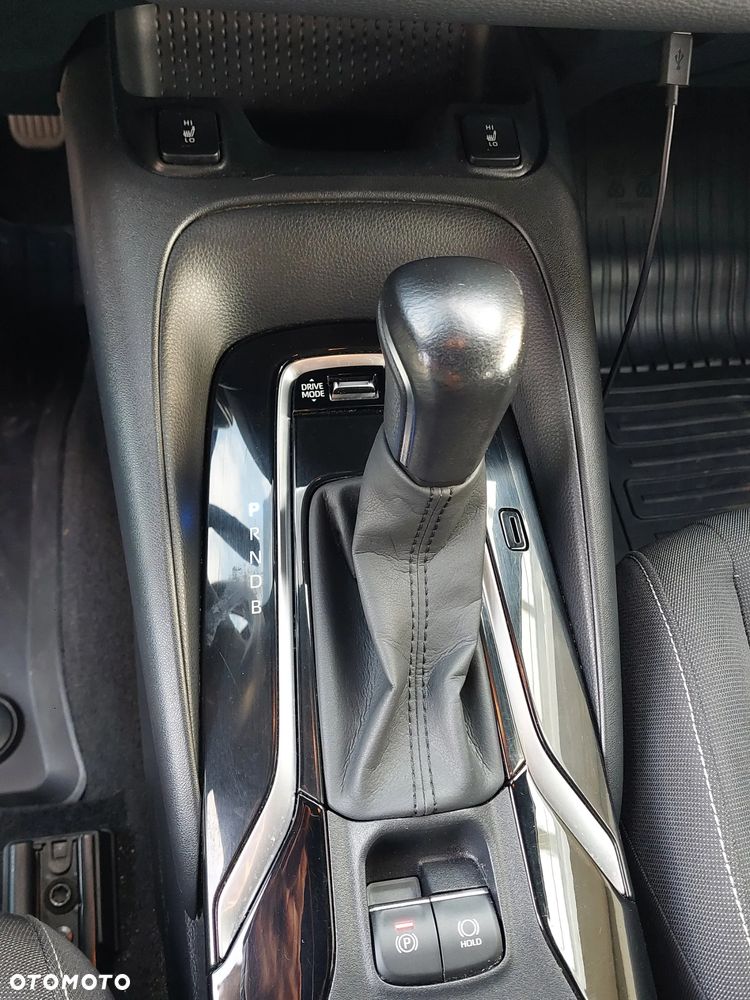 Toyota Corolla 1.8 Hybrid Comfort - 14