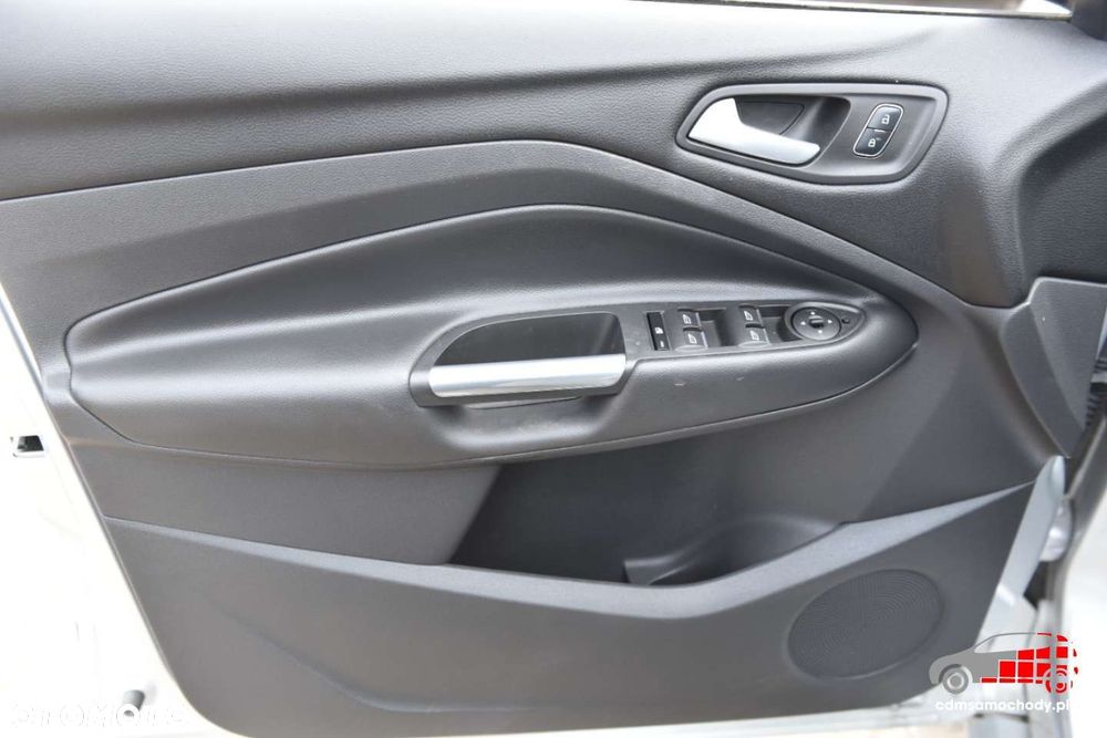 Ford Kuga - 15