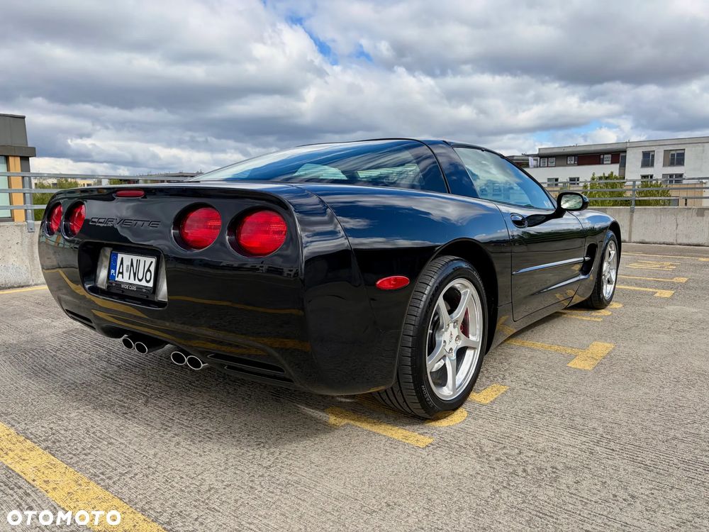 Chevrolet Corvette 5.7 - 11