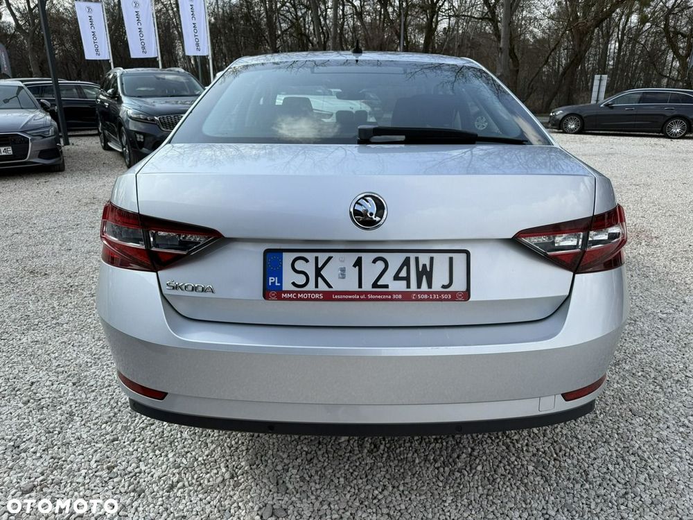 Skoda Superb 2.0 TDI 4x4 Style DSG - 17