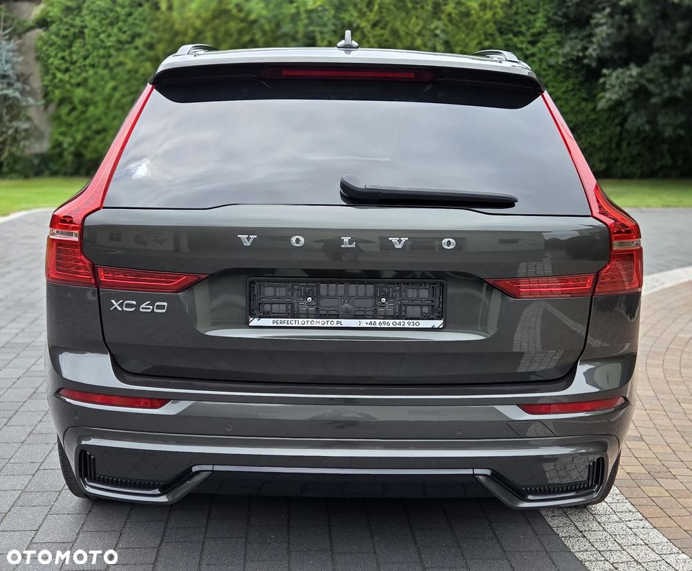 Volvo XC 60 B4 D Ultimate Dark - 14