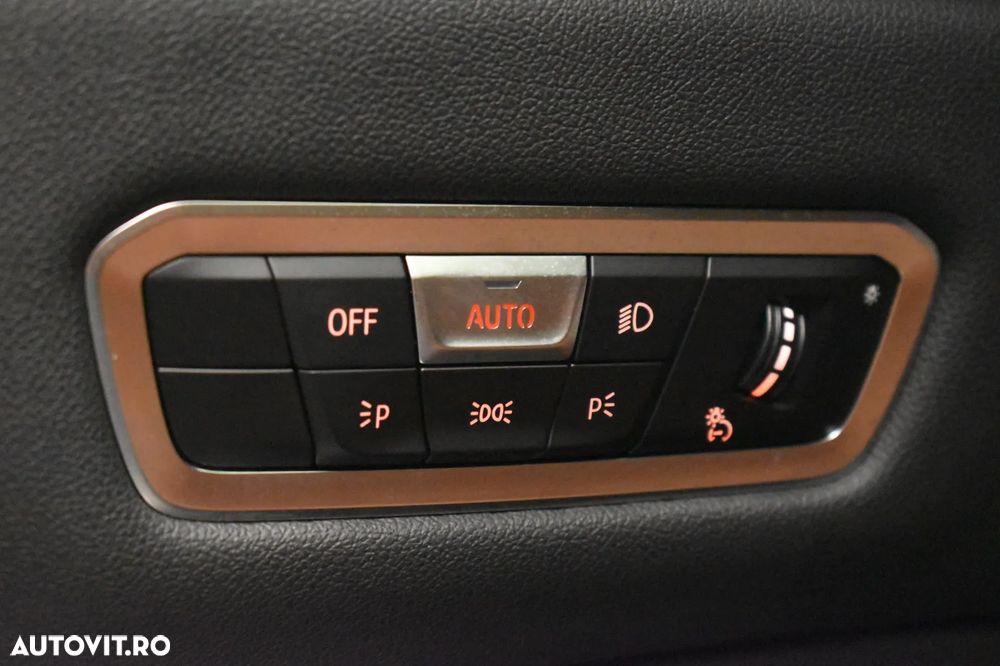 BMW X7 M60i xDrive - 34
