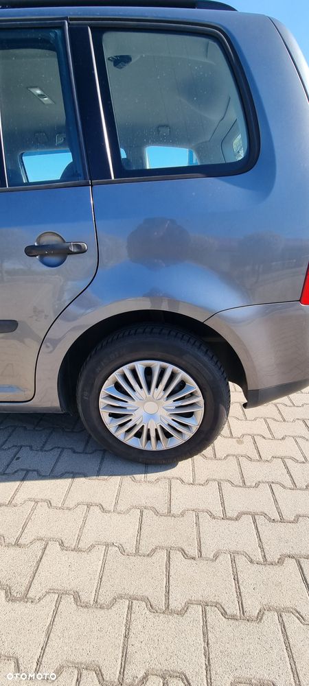 Volkswagen Touran 1.9 TDI Basis - 8