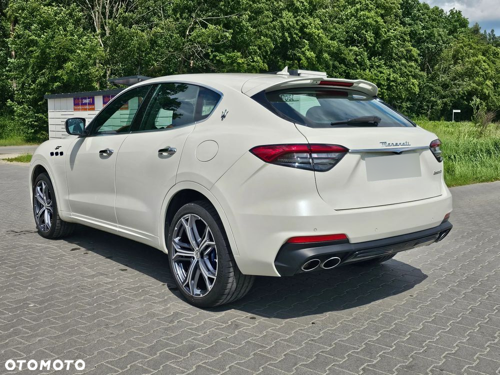 Maserati Levante MHEV GT - 3