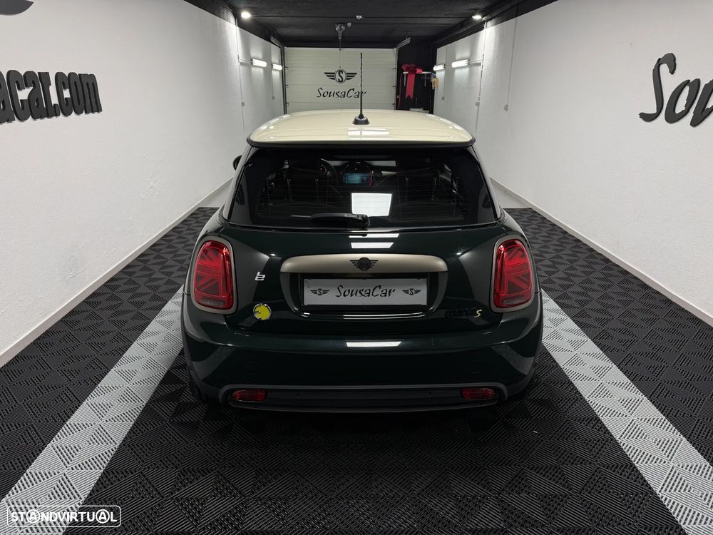 MINI 3 Portas Cooper SE Resolute Edition - 31