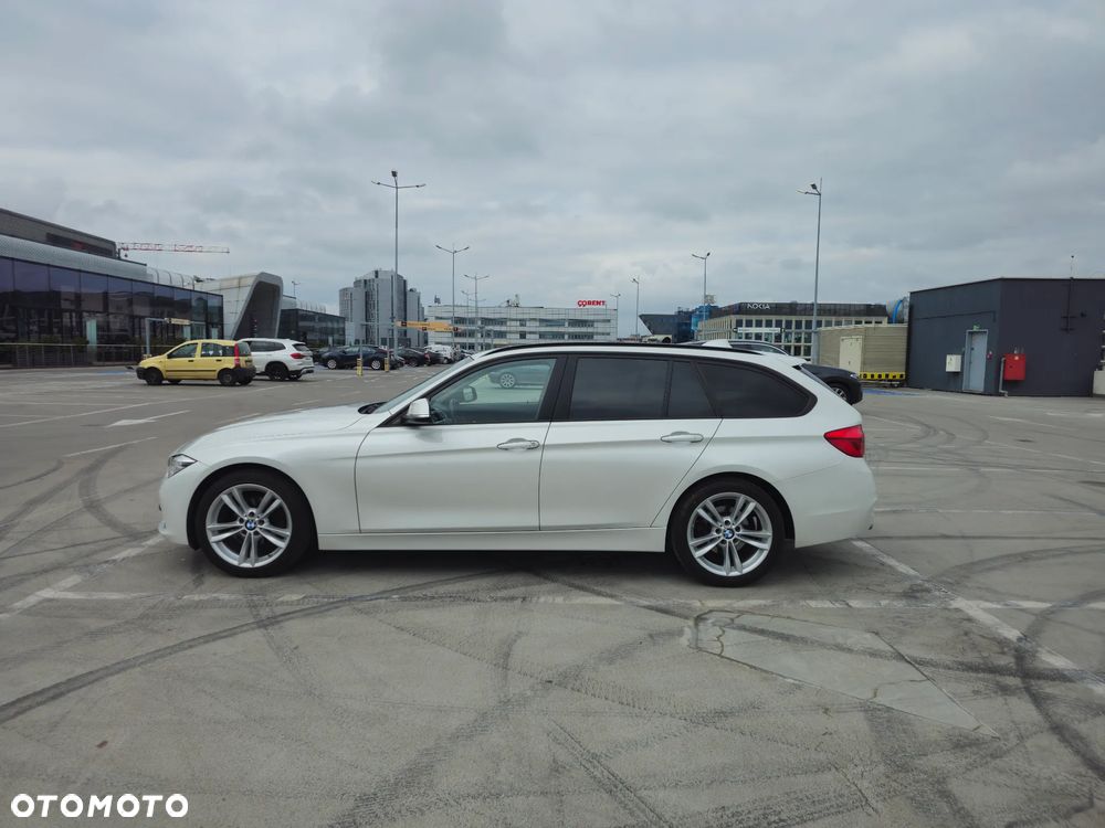 BMW Seria 3 318d Advantage - 4