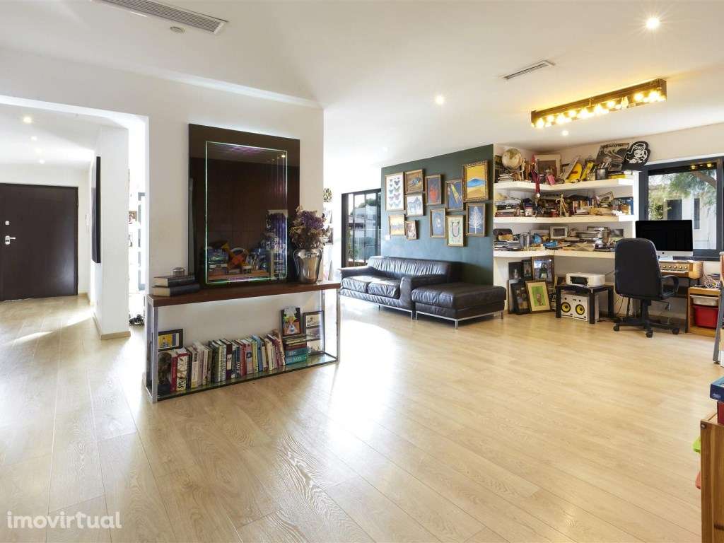 Excelente Moradia T5 + 2 com Vista Mar e Piscina - Grande imagem: 5/39