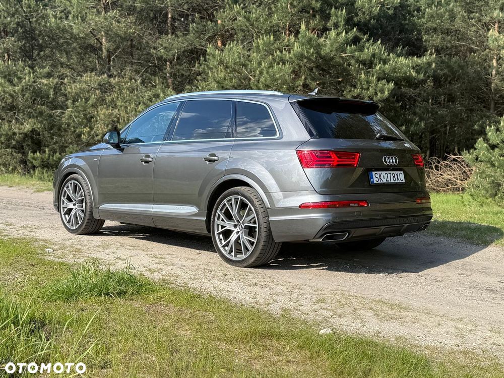 Audi Q7 - 3