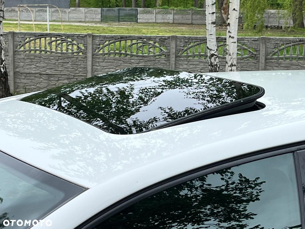 Volkswagen Golf 2.0 GTI DSG - 14