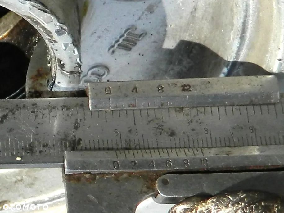 Felgi ALUMINIOWE  4x108 15" 7Jx15H2  ET45 Audi 80 - 13