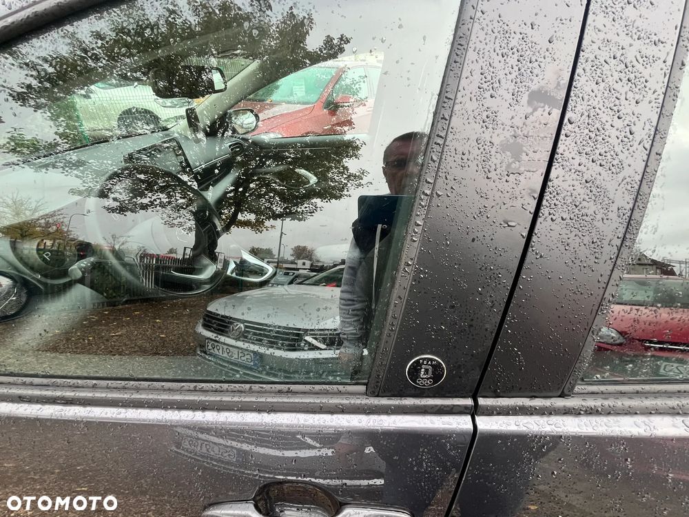 Toyota Yaris 1.5 VVT-iE Team Deutschland - 14