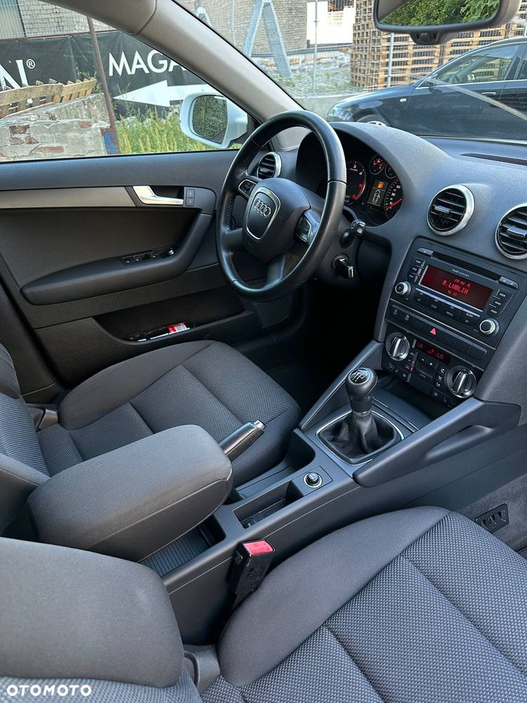 Audi A3 Sportback - 15